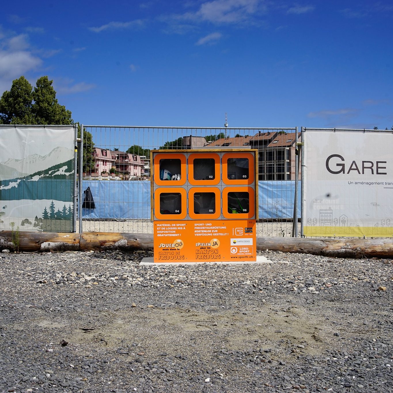 station-boxup-place-gare-a-vous-chatel-saint-denis