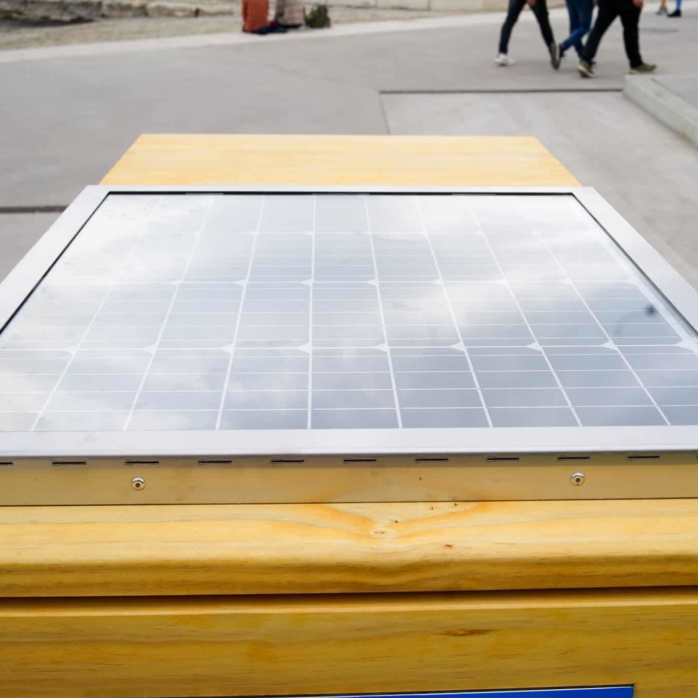 boxup_eaux-vives_panneau_solaire