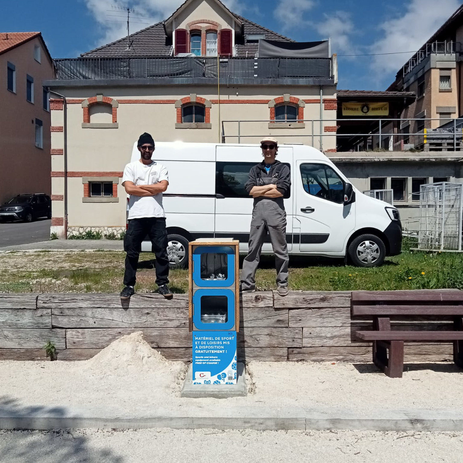 station-boxup-corgemont-2-casiers-connectes