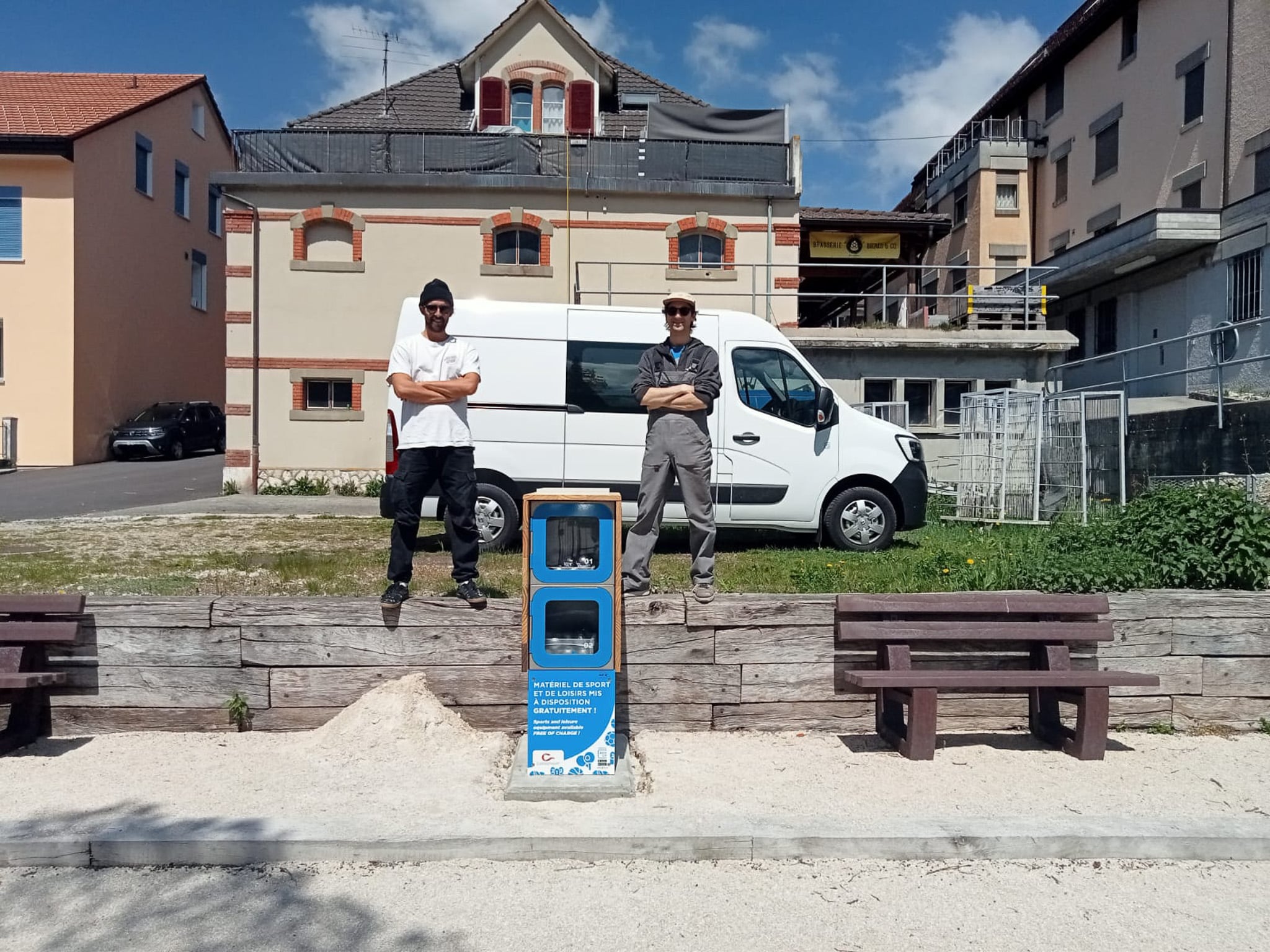 station-boxup-corgemont--place-gare