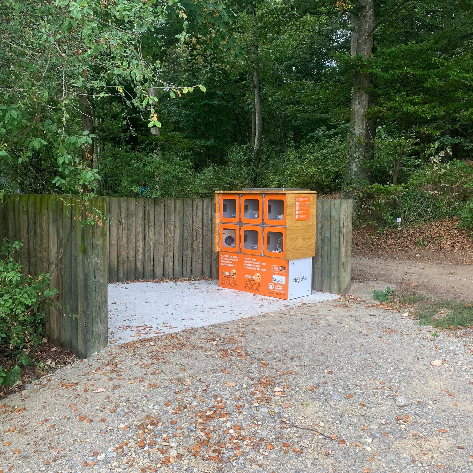 station-boxup-neyruz-fribourg