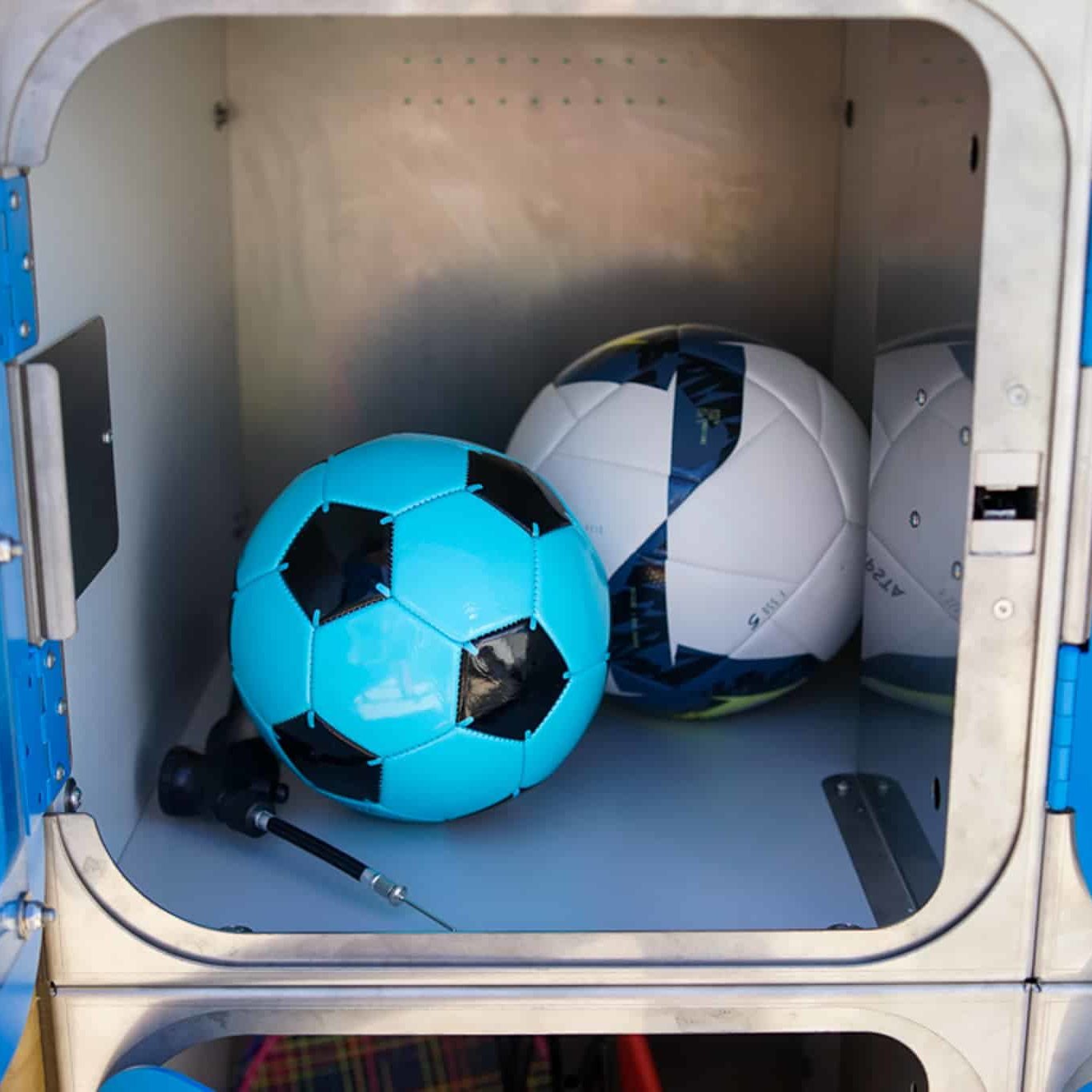 casier-boxup-football