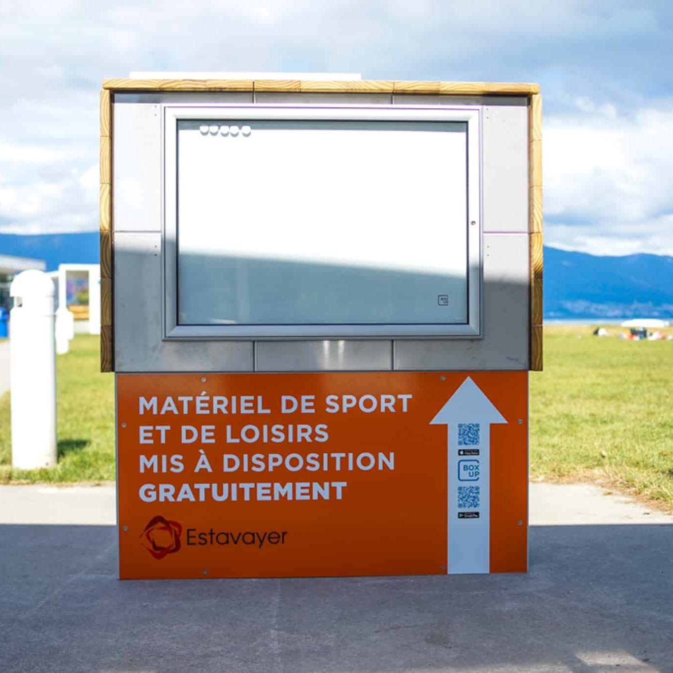 zone-affichage-dos-station-boxup-estavayer