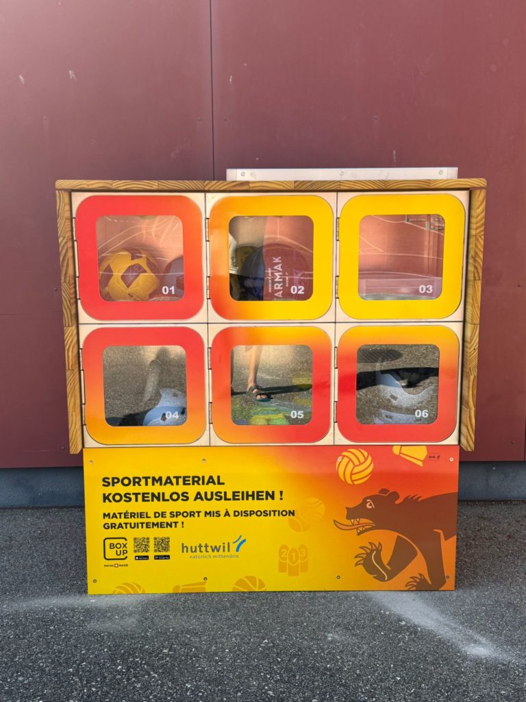 Huttwil (Bern) – Turnhalle Dornacker 1